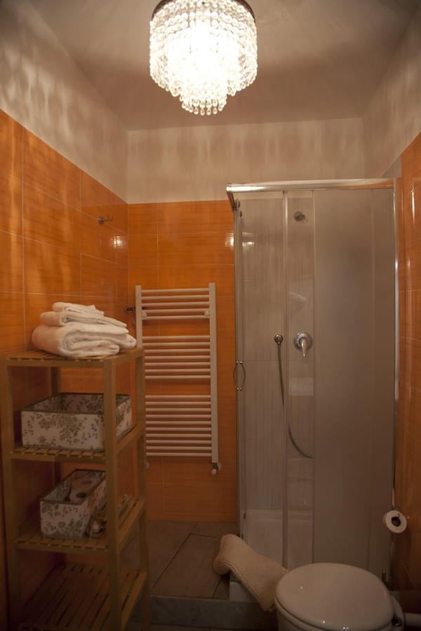 Sunshine House Panzió Catania Kültér fotó